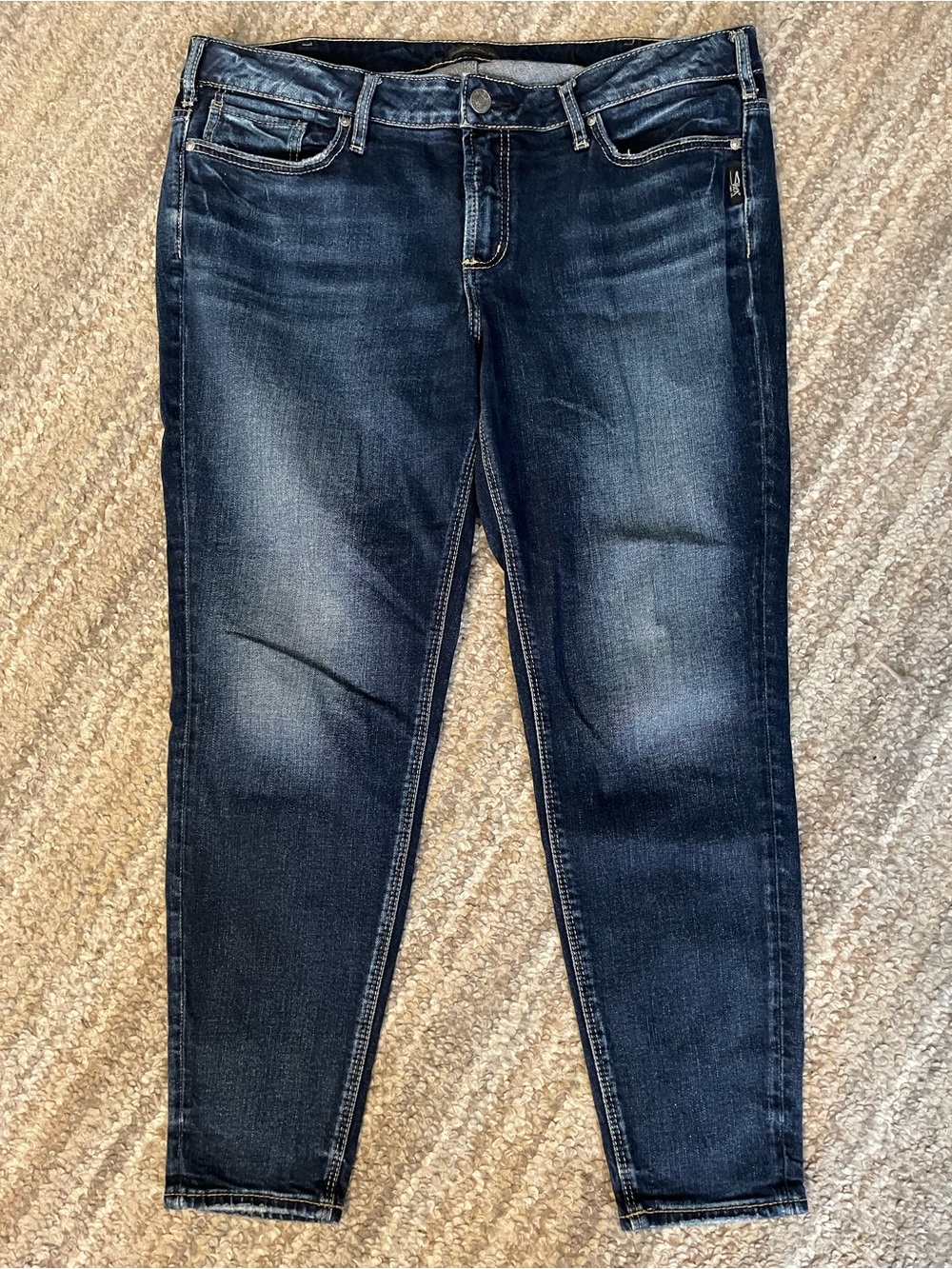 Womenβs Silver Jeans Size 16/29